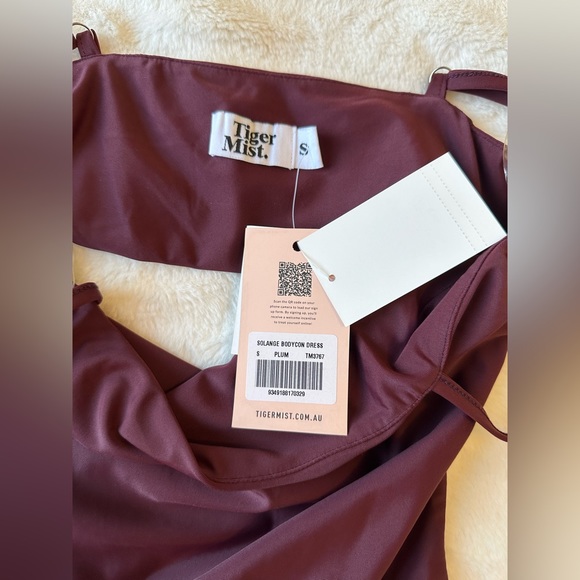 Tiger Mist Solange Open Back Bodycon Mini Dress Plum - Picture 8 of 8